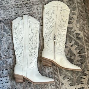 NWT Dolce Vita off white studded cowboy boots
